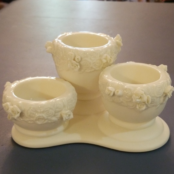 PartyLite Other - PartyLite Rose Garden Urn Tealight Trio